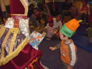 Deze foto is nog van Sinterklaas vorig jaar toen ik een boekje kreeg van de Sint